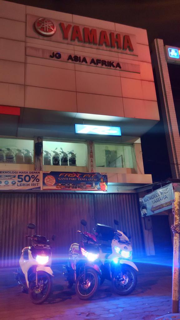 Mampir sejenak di kopdaran <a href="/Sgci_Bandung/">SGCI Bandung</a> @YamahaIndonesia