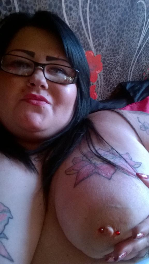 sapphiredeluxeX's tweet photo. Suck this for mistress xxxxxxxx http://t.co/AIQEIA9VBN