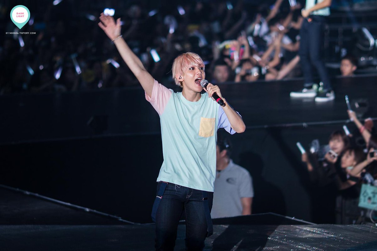kai_baek's tweet photo. [PHOTO UP] 150816~17 THE EXO'LUXION IN HONG KONG #BAEKHYUN #백현 http://t.co/gGZ707VhPW http://t.co/lu5How88qN http://t.co/wZGh4R94TS