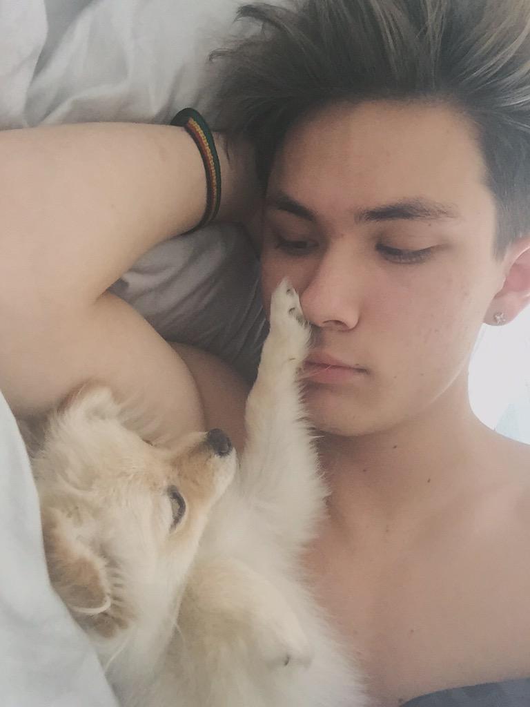 carterreynolds's tweet photo. When bae is mad but you want to talk. Lol. http://t.co/huhnwgVjLM