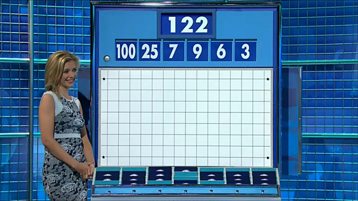 RachelRileyFC's tweet photo. Rachel during the numbers rounds of today's #Countdown on Channel 4. #BlueFlowerPower http://t.co/c0VUYkX73B