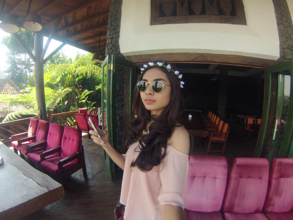 ayuliandy12's tweet photo. 💋😘😘 http://t.co/giRti1jqrU