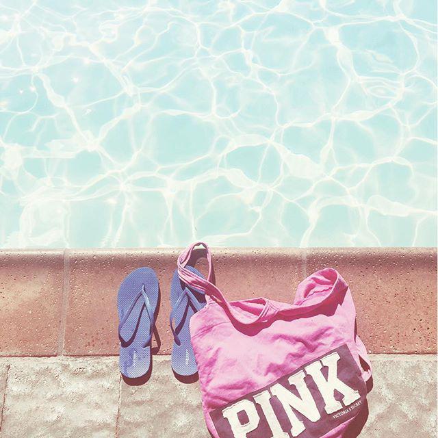 empiredsgnevent's tweet photo. Happy Labor Day! #pool time with family  #laborday #eventplanner #offclock #unplugged http://t.co/7mQ5INdT7L http://t.co/Ap8ajEruZU