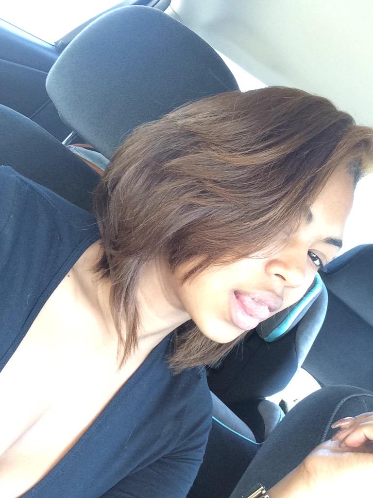 _Saintyy's tweet photo. Few more days til I reunite with my weaaavveeee 😝😏😎 #slayeverything http://t.co/95eD4zXUlM
