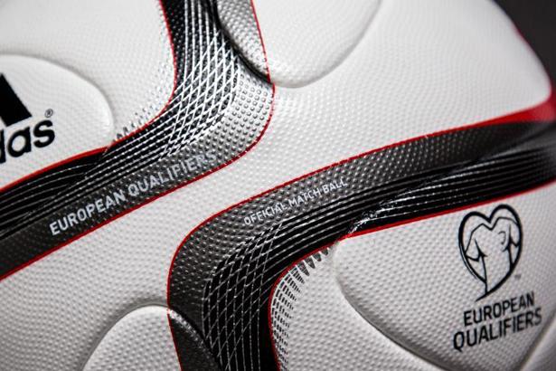 HUNGARYFOOTBALL's tweet photo. Észak-Írország - Magyarország: két csatárral támadunk, íme a kezdő csapatok
http://t.co/zwn1KQNJWM http://t.co/RZqsys0Glo