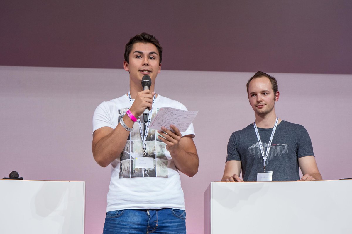 And here the other team finalists of the #travelhack pitch at HSR #startupnight <a href="/LH_API/">LH_API</a> <a href="/T_Labs/">T - Labs</a> @Telekom_group