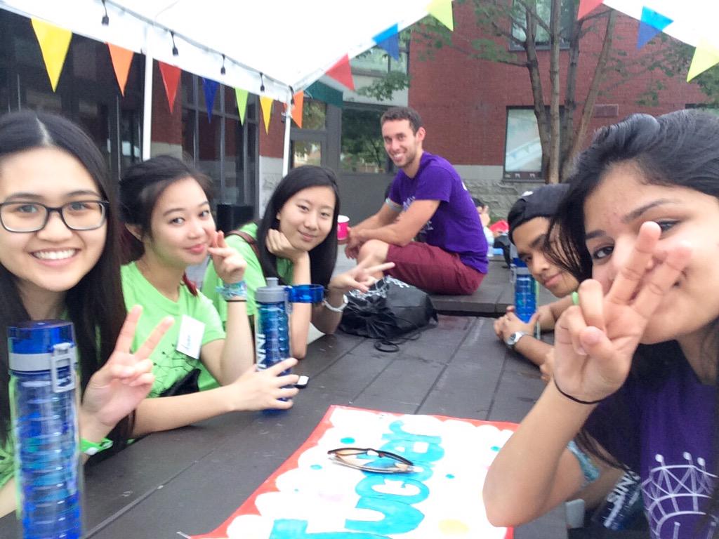eman_nishat's tweet photo. #INchanted #thejugglers #squad #drake http://t.co/rYBJYQi8WW