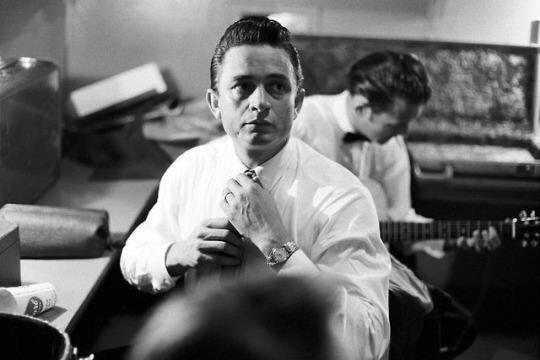 Argentine58's tweet photo. @xxoob_dooxx @FatOldAnarchist @sineadmcfc @islwyn_izzy @PaulinaPlazas 
#vision58 #JOHNNYCASH #CULT #COUNTRYROCK http://t.co/qAaODtTx7e