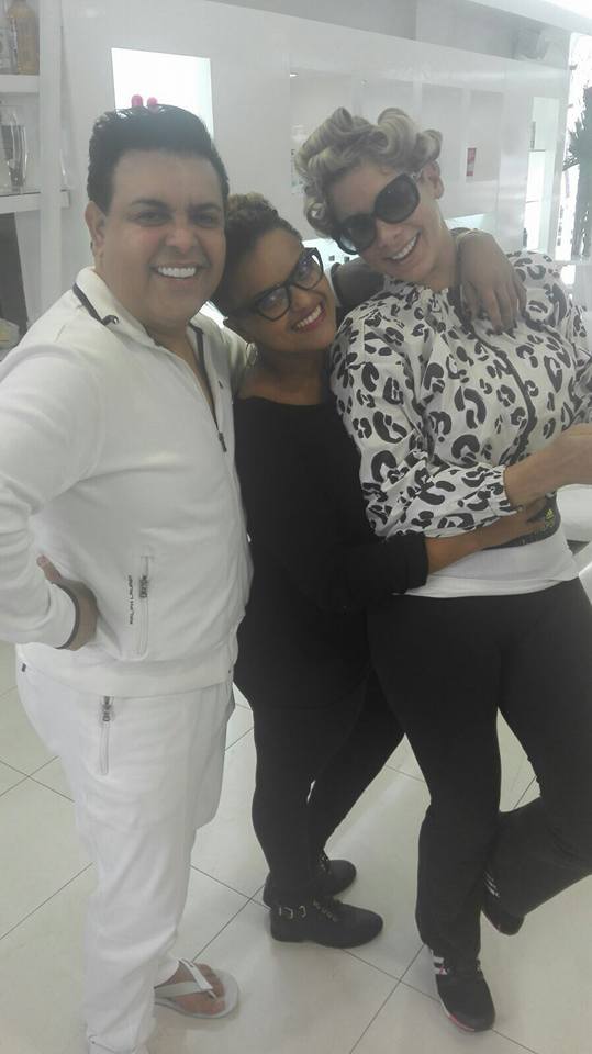 KuchiSalon's tweet photo. Mi @SofiaFrancoA y @AndresHurtadoGR me encanto verlos! Los espero pronto :) http://t.co/sfcaIlsME1