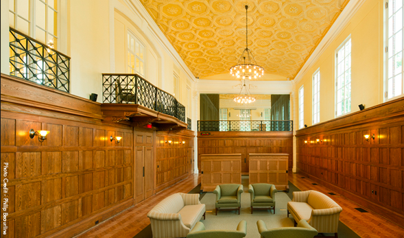 BattenAdmission's tweet photo. The Great Hall at #GarrettHall - where #leaders convene, contemplate and brainstorm. @UVABatten http://t.co/XNBkMRonPr