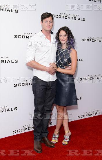 Thomas, Thomas &amp; Kaya with Benjamin Walker at the #ScorchTrials screening in London!