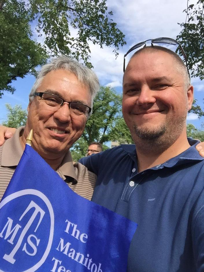 seineriverteach's tweet photo. Standing with our brothers and sisters at the Labour Day parade/picnic. @mbteachers strong! @PrairieSpiritTA http://t.co/9pbbzuqdan