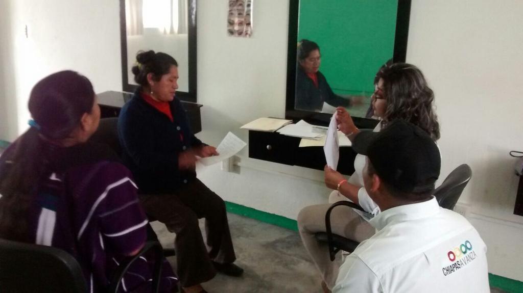 ICATECHSanCris's tweet photo. Recibiendo documentación en Oxchuc para los cursos de corte, confección y belleza en Puilja @icatech1 @dulsillo http://t.co/EDf1geBvMv
