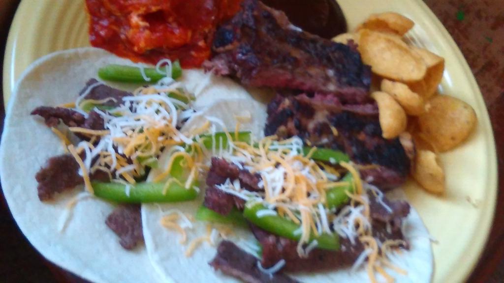 snugasabug809's tweet image. On  point