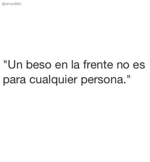 versoshits's tweet photo. Un beso.... http://t.co/N78w9tCTKV