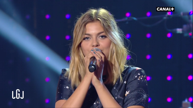 canalplus's tweet photo. 🎶🎤 @louane inaugure la scène du @GrdJournal avec @Gaetanroussel > http://t.co/WfarlhPyBH #LGJ #NosSecrets http://t.co/1orlV12lA9