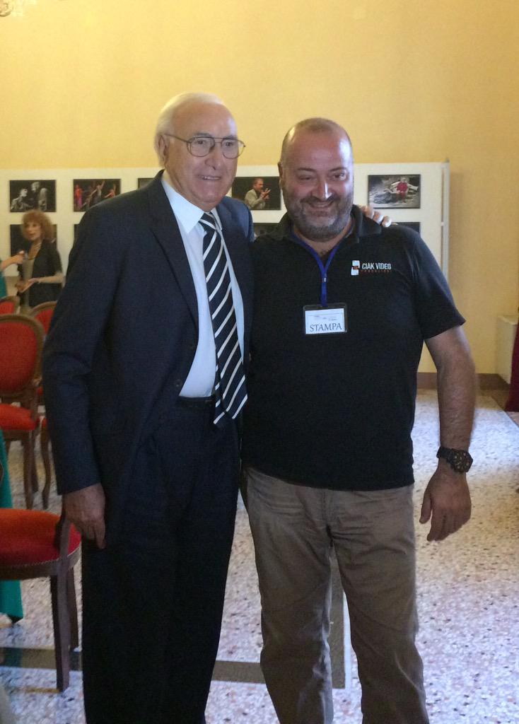 VideoCiak's tweet image. Il Pippo nazionale, sempre un grande signore. #PremioRattoDelleSabine