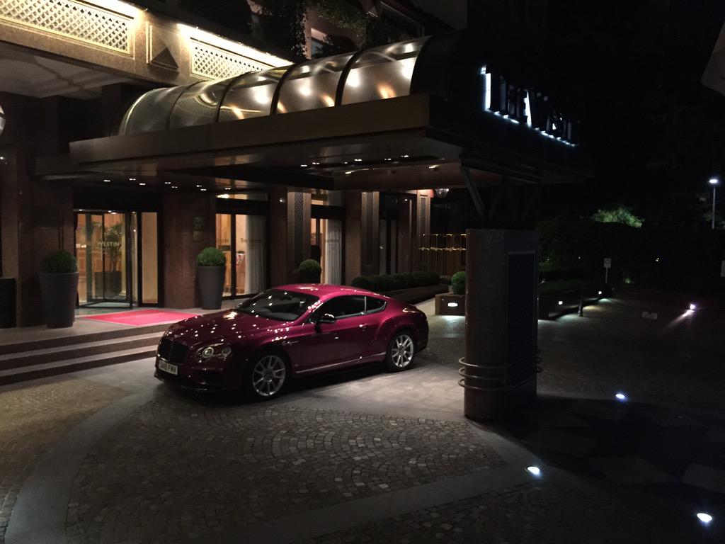 Milano by Night! Just arrive @WestinPalaceMil for a drink with my friend <a href="/ClementeZard/">clemente zard</a> <a href="/BentleyMotors/">Bentley Motors</a> <a href="/GruppoFassina/">FASSINA</a>