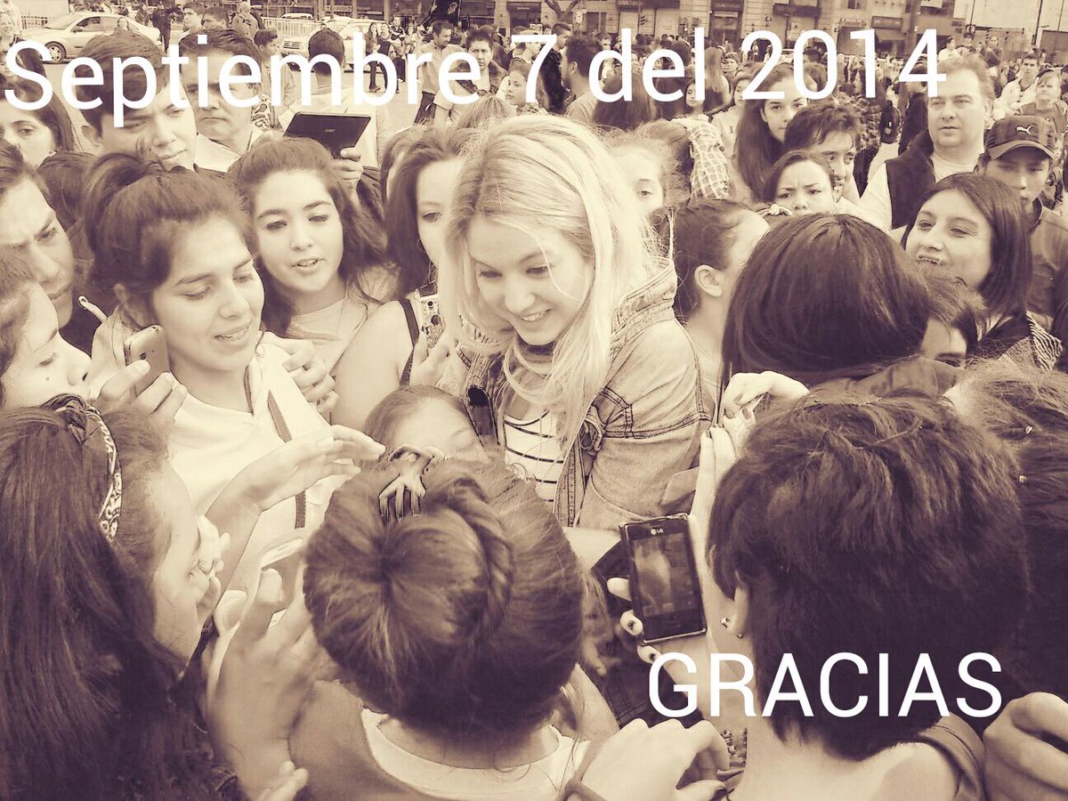 flor_vigna's tweet photo. Recordar y agradecer a todos los q hacen q todo tenga + sentido.A 1 año d tanto Amor.
GRACIAS POR ESTAR. http://t.co/ddWYvGHkG3