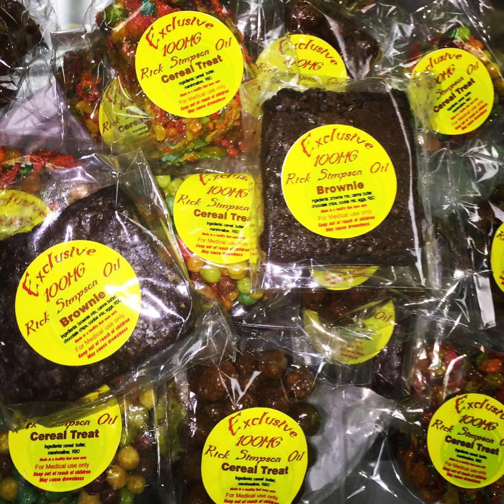 thegreenroomdet's tweet photo. Happy #LaborDay! We are giving away #NicelyToasted medicated brownies & cereal treats. TODAY ONLY. #MMMP only. http://t.co/bNPiaSTYva