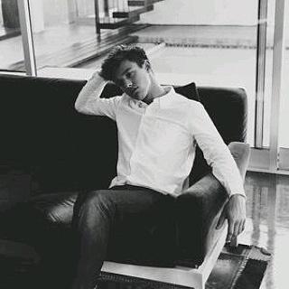  Happy birthday Cameron Dallas love you very much    