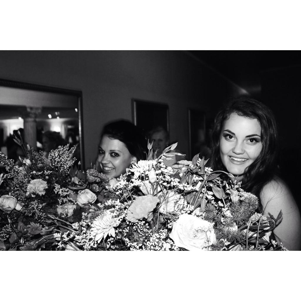 Jaci_Lockwood's tweet photo. Debs Debs Debs!!! 💃💃💃 http://t.co/2DzZoKR4gl