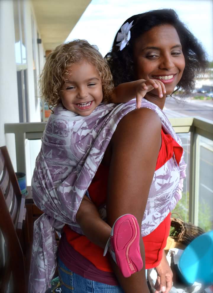 tandemtrouble's tweet photo. Goofy girl always makes me smile! @BijouWear Lilac Blast DH Poppins Finish
#babywearing #bijoubabywearing #bijouwear http://t.co/7v963iiTpJ