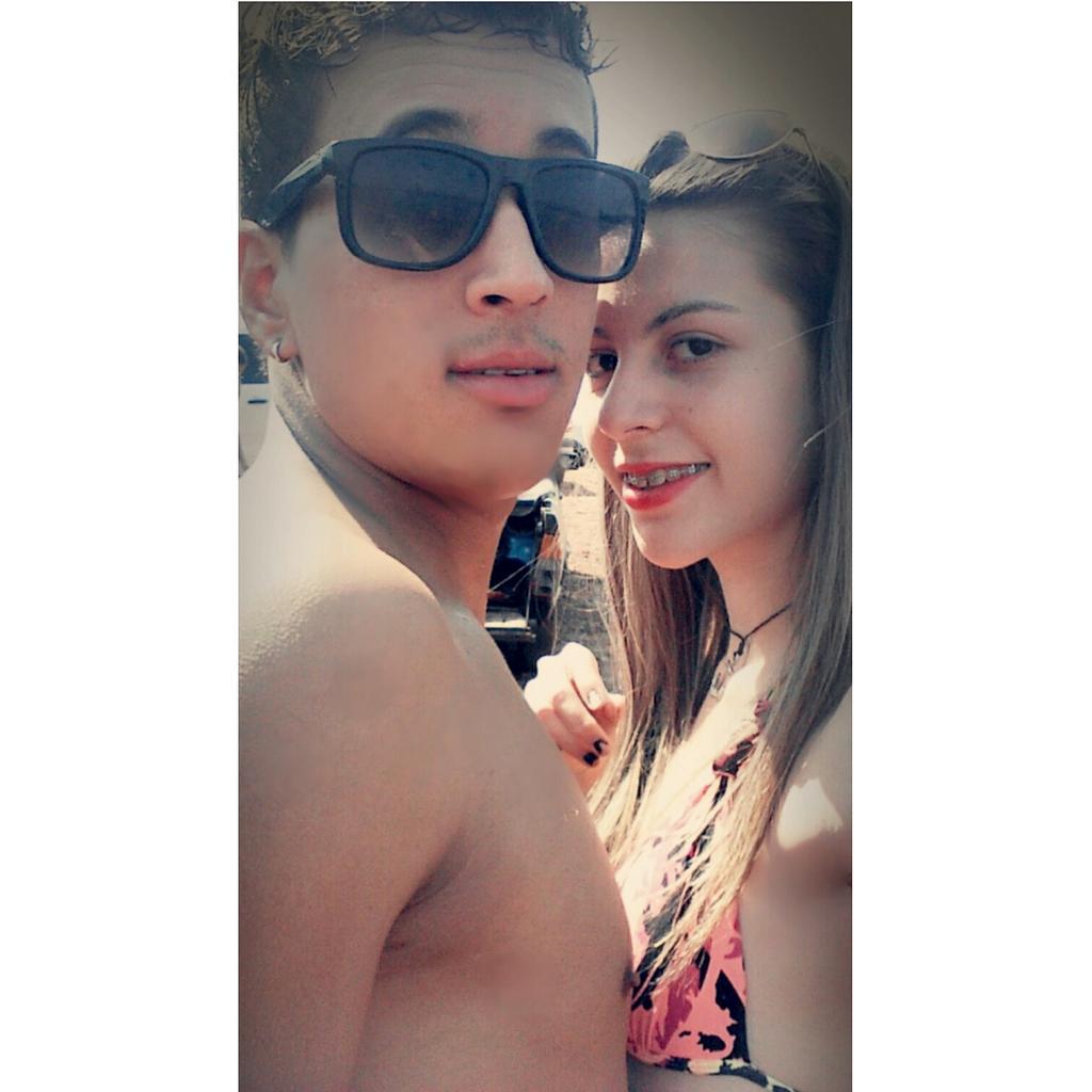 WellynaP's tweet photo. Sobre nós ,ninguem nunca vai saber de tudo ...🎤😍💕
🌞👙🔊🍻🚨🚫👌#SobreFds #SobreFeriado #Represa #DeuPt http://t.co/5pG19srtI2