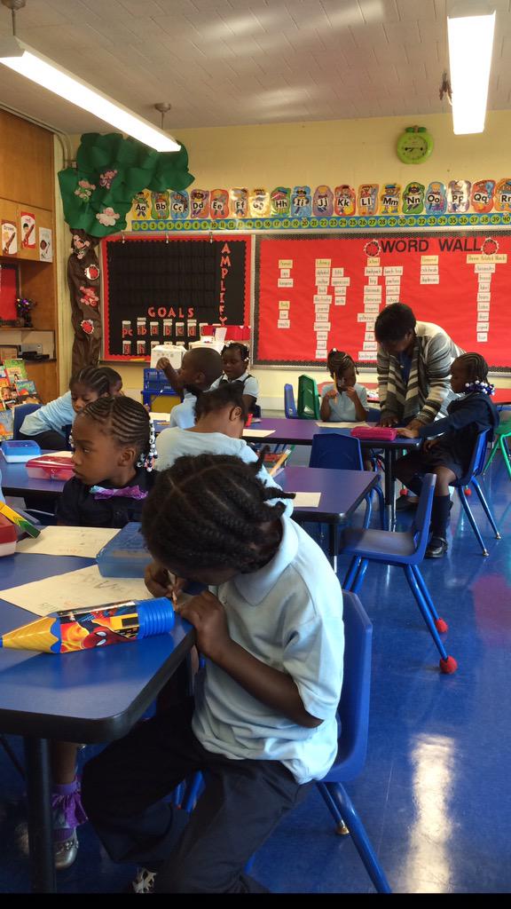 Belmont217's tweet photo. Scholars in Ms.Scotts Kinder class working hard! #Belmontrocks #belmont217 #learngrowsoar @baltcityschools http://t.co/8oZdIjpTCd