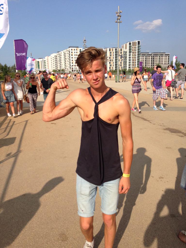 Remessageed Alfie Deyes ( Happy Birthday 