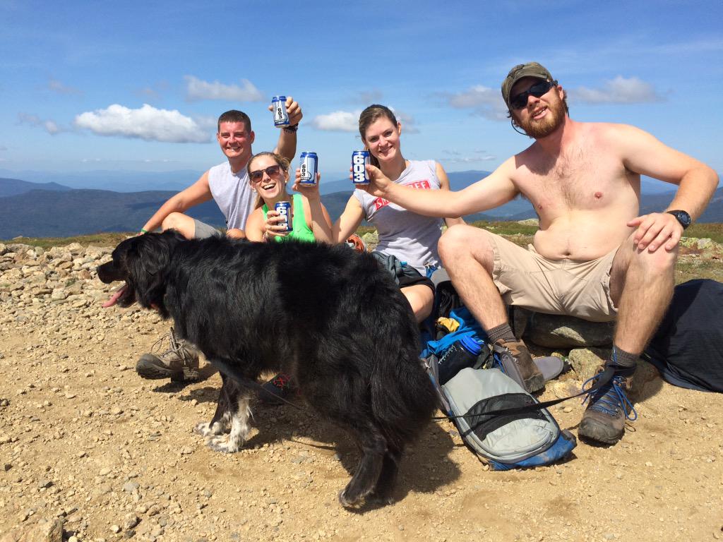 noteWirthy's tweet image. Nothing better than a #603 summit beer on this beautiful Labor Day weekend #Eisenhower @603Brewery