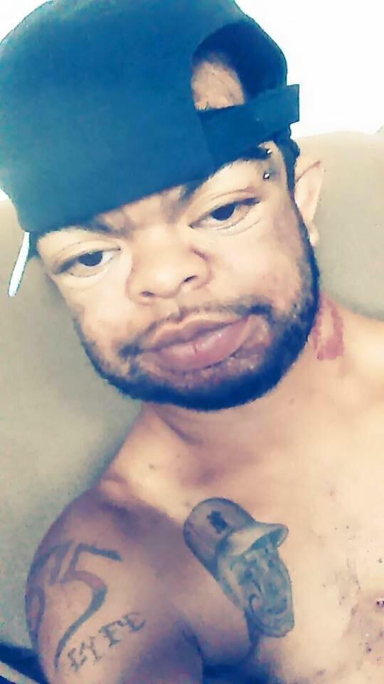 ElJeringasLoko's tweet image. —Qué bonito está tu Pug. 

—Es mi novio.