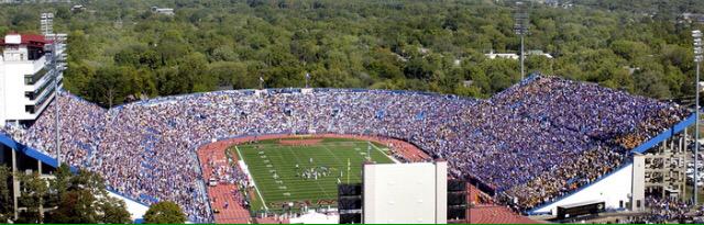 collegebracket1's tweet image. Best College Football Atmosphere
-Round of 64-
RT for NC State, FAV for Kansas