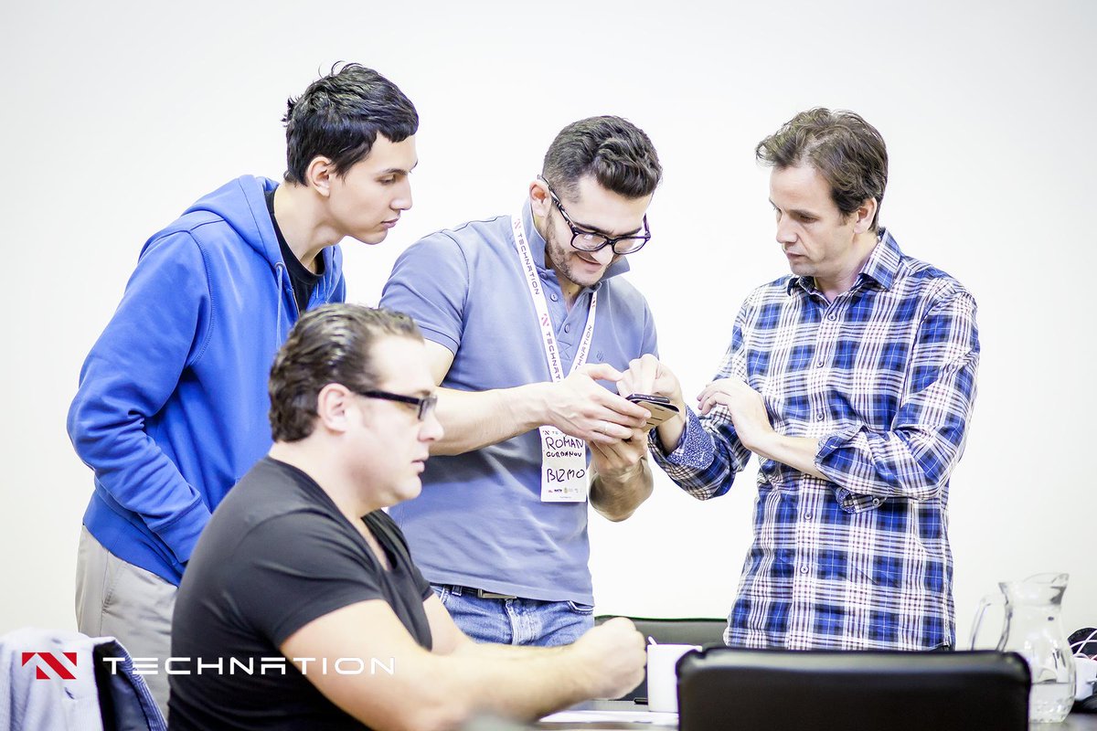 technationkz's tweet photo. Selfie lessons by @DialectJohn and @martinsherv at the #TECHNATION. #WedigTechnation http://t.co/p24n1B8nSB