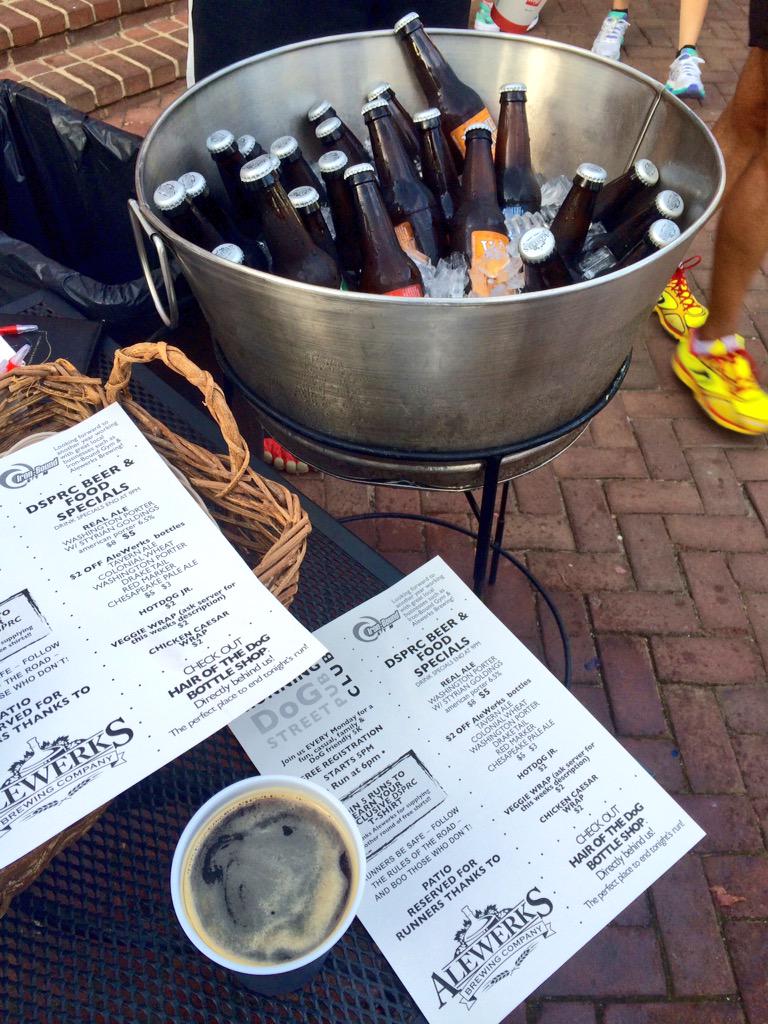 VirginiaBeerCo's tweet photo. Good #LaborDay, @DogStreetPub! Tasty #VAbeer + @bigwilley18 earned his #DSPRC trophy. Cheers to everyone who said hi! http://t.co/JxwoC4iEnF