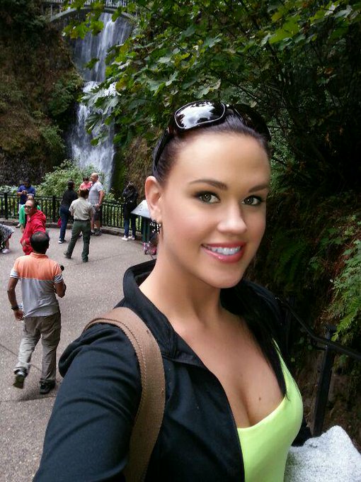 Went casual hiking around Multnomah falls over the weekend. So nice to be out in nature :-) #oregon #waterfalls<a href="/tag/waterfalls"class="tags"><span>#waterfalls</span></a><a href="/tag/oregon"class="tags"><span>#oregon</span></a>