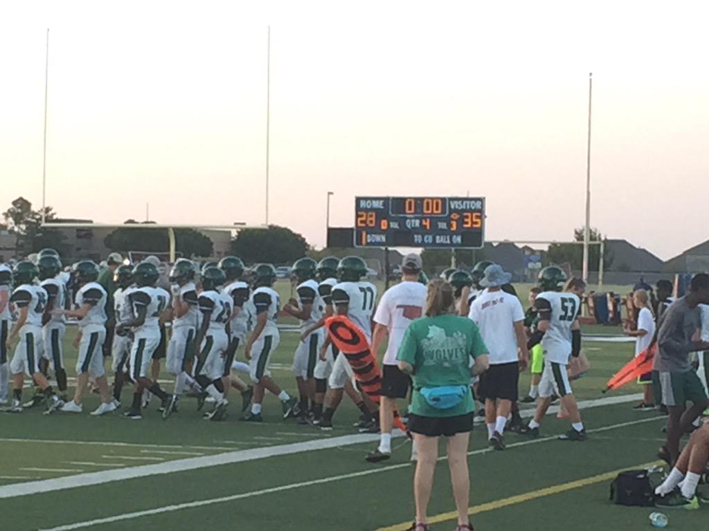 MrsLisaAdams1's tweet photo. Great job SF freshmen football team in your win against North tonight! #boyswenttowork #truewolves #protectthepack http://t.co/LAnYon9vOA