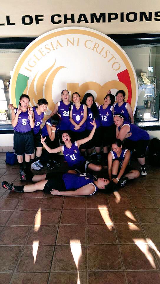 langitjoy's tweet photo. Team Elijah's women's basketball team! 🏀❤️ #1stRunnerUp #lovethem #unitygames2015 http://t.co/I3366Bzehu