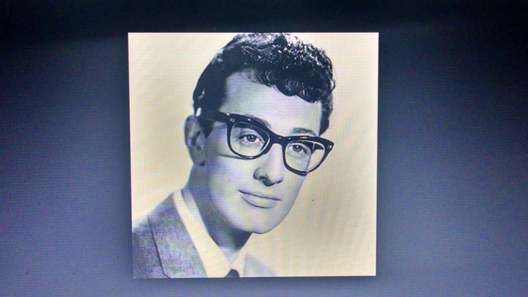 Happy 79th bday 2 Buddy Holly. I think he is the real king of Rock instead of Elvis. I wish he was still alive. 