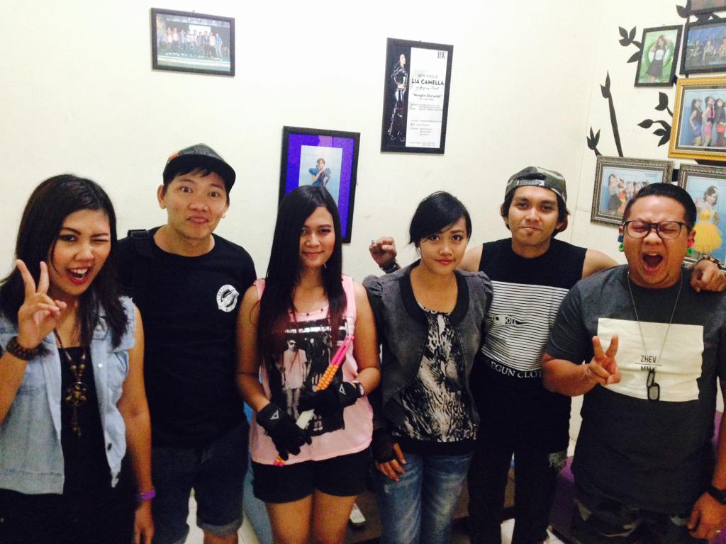 Spider-G Band tweet media