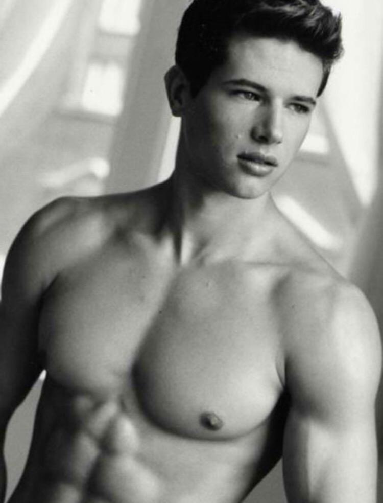 gorgeousmen_'s tweet photo. who is he and where can I find him? http://t.co/JmejmKoRkq