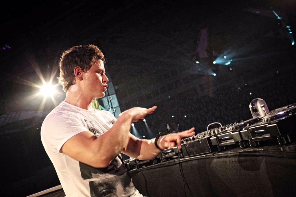 Happy birthday Fedde Le Grand         