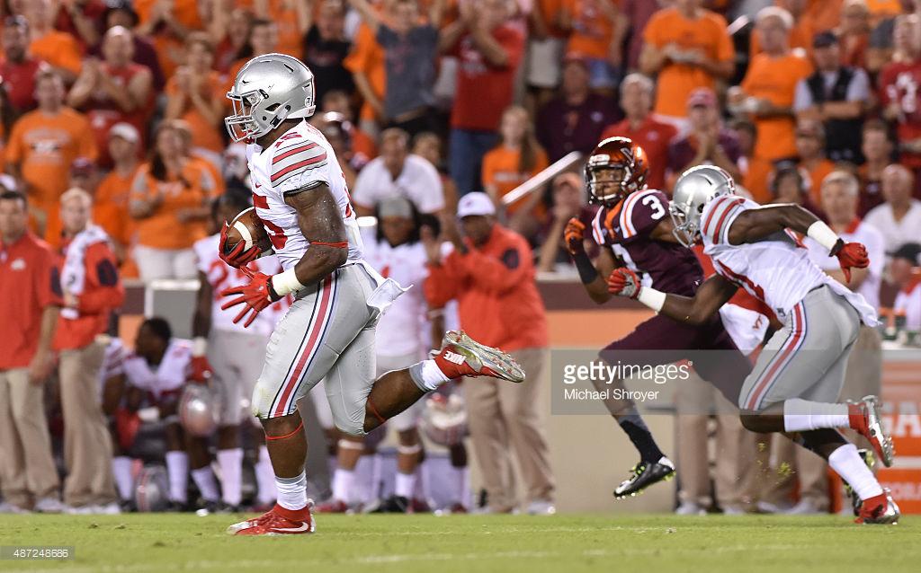 GettySport's tweet image. Braxton Miller &amp;amp; company lead the #1 Buckeyes over the Hokies in Blacksburg gtty.im/1ELjnEH #GoBucks #OSUvsVT