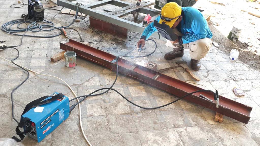 multiprowelding's tweet photo. Mesin las Multipro Ship Yard &amp; End User @infomakasar semoga @KabBanyuwangi  ikutan pakai ... Info : 0804-1000-999 http://t.co/KULVUbyIfr