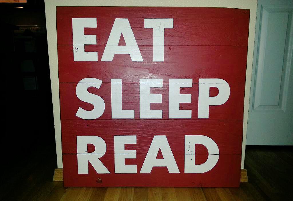 carinapierce's tweet image. So I have an amazing sign-making neighbor! #libraryswag #EatSleepRead