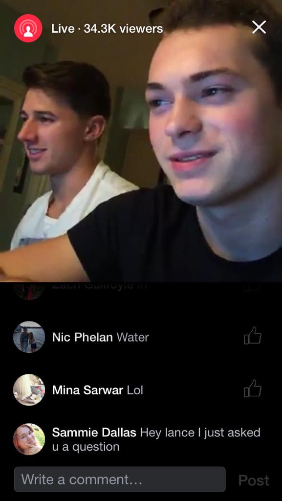 Samantha tweet media