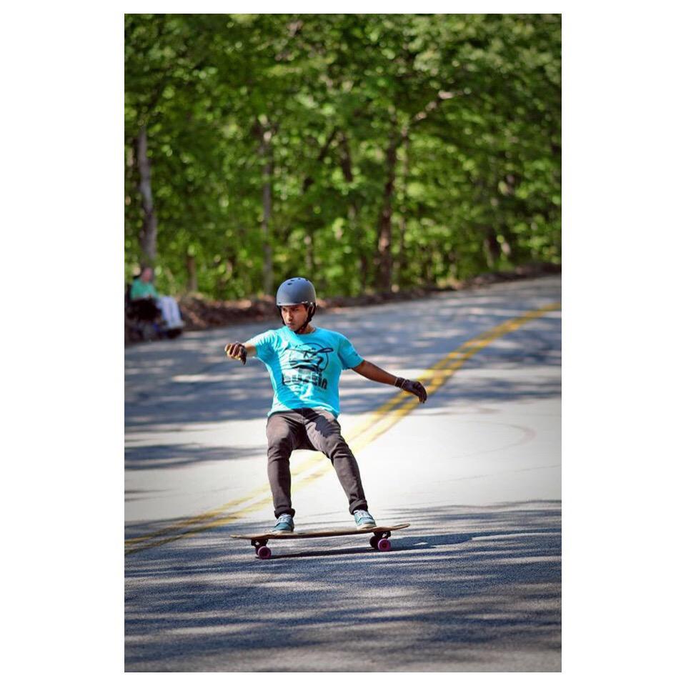 SVeraSk8's tweet photo. Somewhere in Port Jervis.  @bustinboards @Triple8NYC @beartrucks @OtangWheels @skateslate http://t.co/2YZn2VER5x