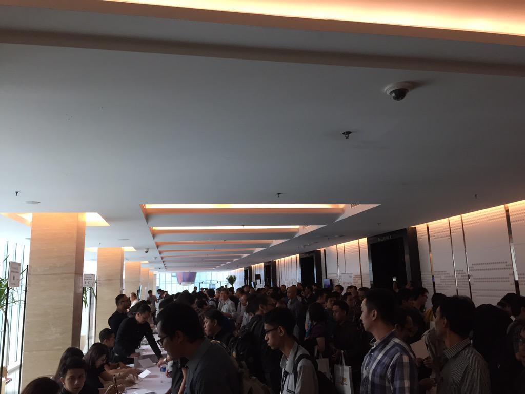 rahadianrey's tweet image. This place is packed! An AWSomeday nevertheless :) #awsugid