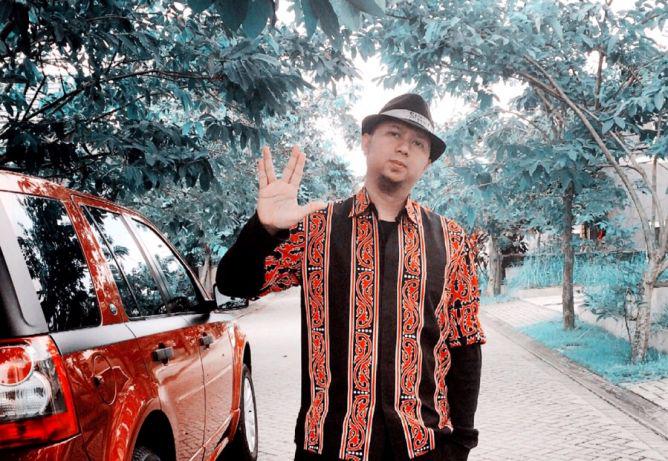 Anggy Umbara akan Sutradarai Film Bumi Manusia goo.gl/egXKVQ