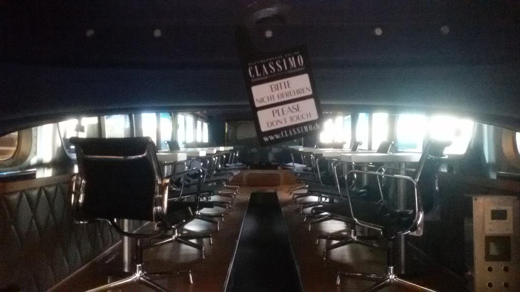 Oldtimermesse's tweet image. CLASSIMO - Messemobil 
Oldtimermesse online 
CLASSIMO.de